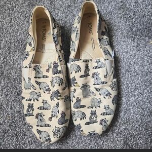 TOMS Beige Raccoon Pattern Slip-Ons